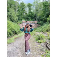 [Belle Delphine] Outside Set 1 015.jpg