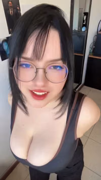 2025-09-21 00_08 duumafake Meus maridos na parede alÃ­ -1202hf6vbsPrzjf.mp4