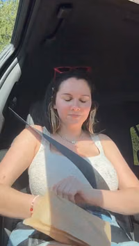 yellz000-2026-05-10T04-59-31 (2).mp4