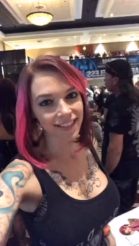 A great behind the scenes look at the tattoo convention today!.mp4