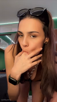 0i42xzj98g3lxxczpxumq_source.mp4