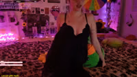 hennytingzz_20260704_R2FjigPqtFO8_part1.mp4