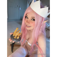 [Belle Delphine] Runescape Girlfriend 065.jpg