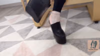 Cum On Shoes Shoejob In Wedge Clogs.mp4