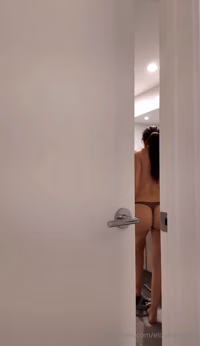 zaks-borrows-shower.mp4