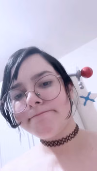 Maduu ASMR - Coisinha no cabelo.mp4