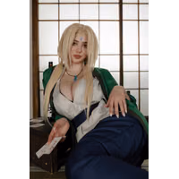 Tsunade Drunk P2 9.JPG