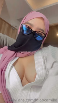 hijab-camilla-vids (4).mp4
