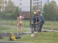 Nude-in-public