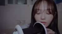 Ear massage + Mouth sounds ASMR.mp4