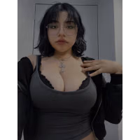 zuseette_~p~DLWmFHns3M_~1.webp
