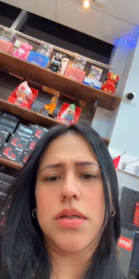 tiktok_@ladyjma24_2025-06-19 22-15-32_1080p_Mis amores.mp4