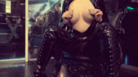 Latexpussy befriedigt.mp4