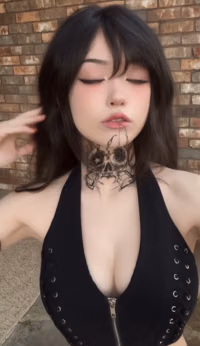 Emiru (1).mp4