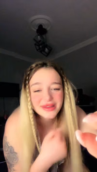 4_5765023610875940987.mp4