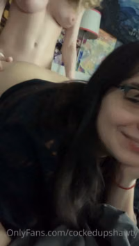 losertgirl 0hd26g3v7gzpdu872mb5w_source.mp4