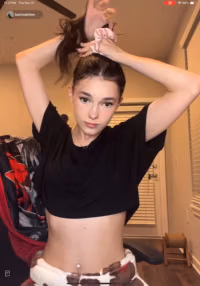 Tiktok // nipslips // lives