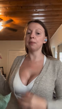 3612915712303961860_14682552447.mp4