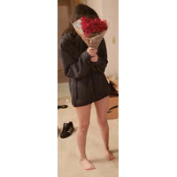 Emily-Emiru-Schunk-Feet-6765116.jpg