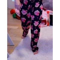 Emily-Emiru-Schunk-Feet-6599351.jpg