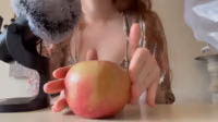 whitecatwhispersasmr_ee9bd8b61312e2c464.mp4