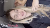 Loira peituda pensou que ia colher flores.mp4