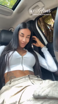 Post  by sweetlaurasaenz from OnlyFans Coomer_1.mp4