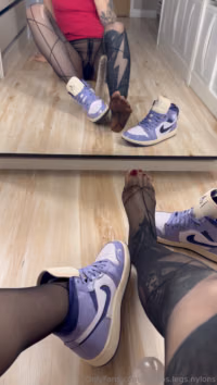 tattoos.legs.nylons last