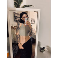 Arryn Selfies November