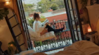 Andrea-Botez-Voicemail-musicvideo