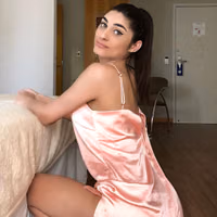 trans_queen_G_1406387975114661890_1482657791202447361_1.jpg