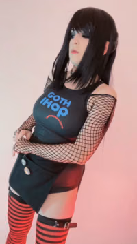 HN - Goth IHOP (clips)