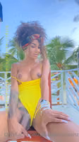 2021-06-21_sweetlaurasaenz_2141477239.mp4