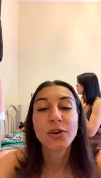 document_5859290231693381034.mp4