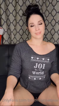 OF Brookelynne Briar Xmas Self-Facial CEI.m4v
