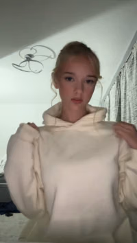 annie_7553362106482052374-no-watermark.mp4