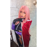 Non - Ingrid Cosplay
