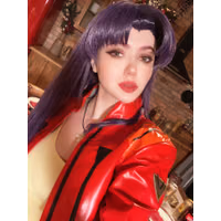 Alina_Becker_Misato_Katsuragi_30.jpg