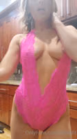 Bikinihuntress