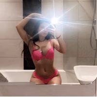 Lauren Alexis (6)-y5Jeendx.png