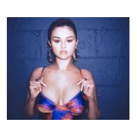 Selena Gomez (39).jpg