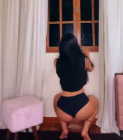 Leticia Castro - Dance video sets in the same outfit 4