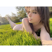 Belle_Delphine_Naked_In_The_Garden_Onlyfans_Set_Leaked-EJZDLT.jpg