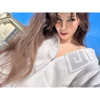 Belle_Delphine_Naked_In_The_Garden_Onlyfans_Set_Leaked-EZPQIO.jpg