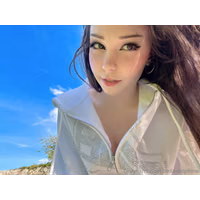 Belle_Delphine_Naked_In_The_Garden_Onlyfans_Set_Leaked-LCJZDQ.jpg