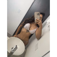 danielaantury_0077_300px.jpg