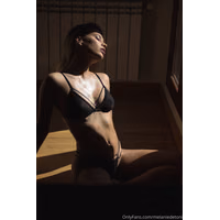 melaniedetoni - Images