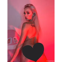 nickykittyxx-2021-10-15-2247878118-Hiii remember if you have your REBILL on you'll re.jpg