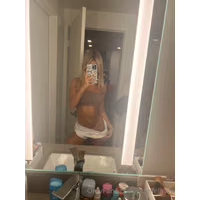 noelleleyva - Images