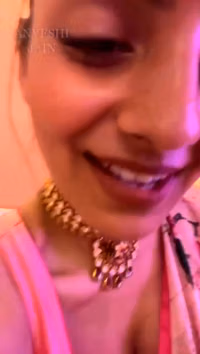 Anveshi_Jain_in_White_Saree_Showing_Armpits_&amp;_Cleavage_on_App_Live.mp4 at Streamtape.com.mp4